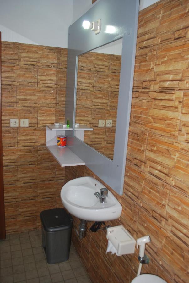 Gili Smile Bungalow Gili Trawangan Exterior foto