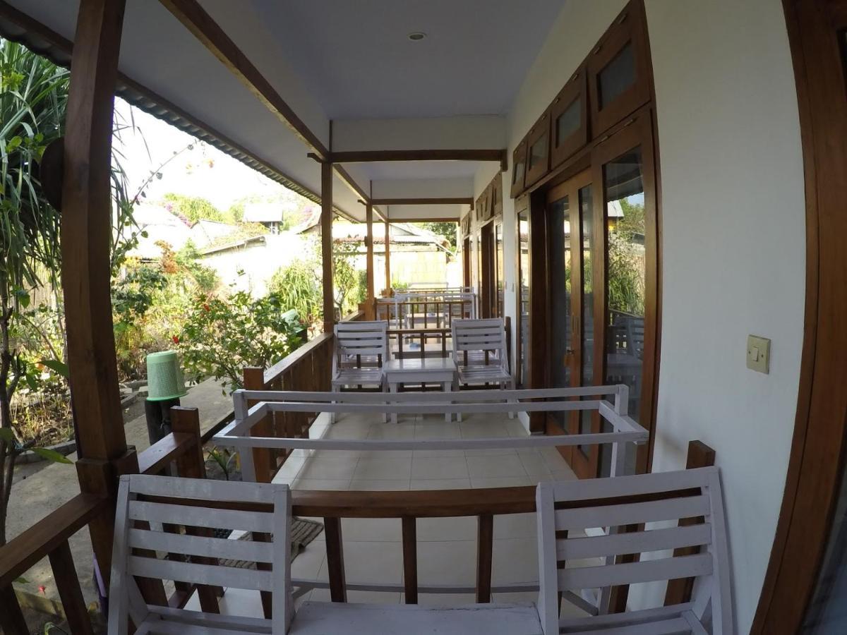 Gili Smile Bungalow Gili Trawangan Exterior foto