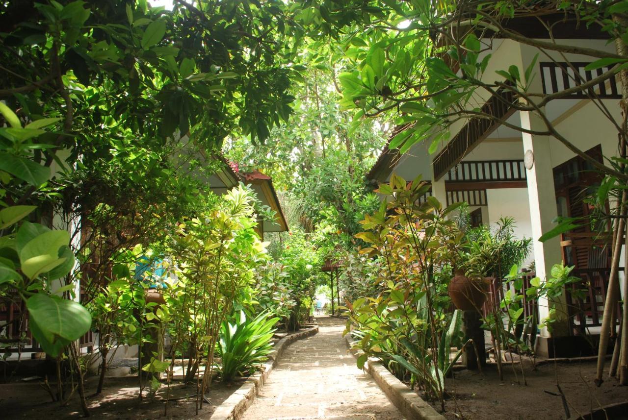 Gili Smile Bungalow Gili Trawangan Exterior foto